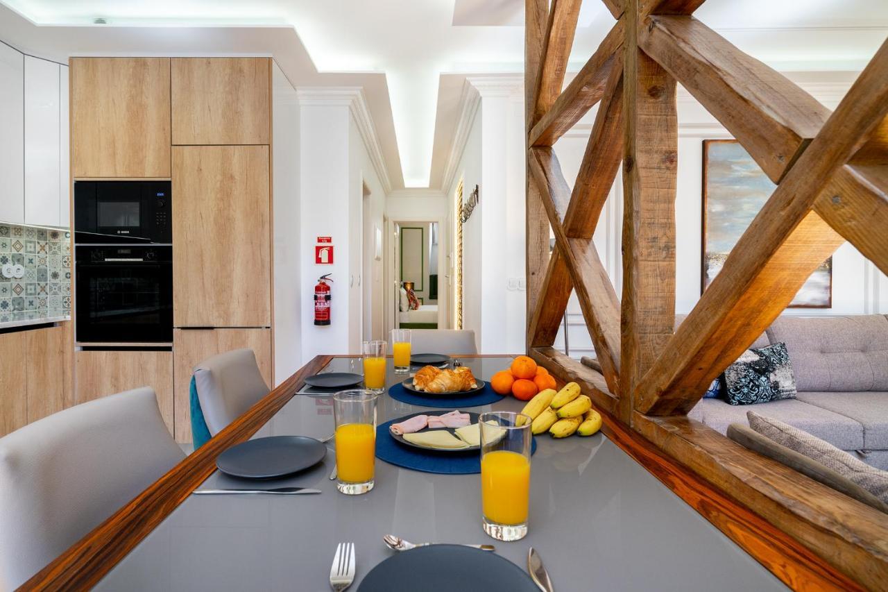 Whome | Great Location & Large Family Apartment W/Patio Лісабон Екстер'єр фото